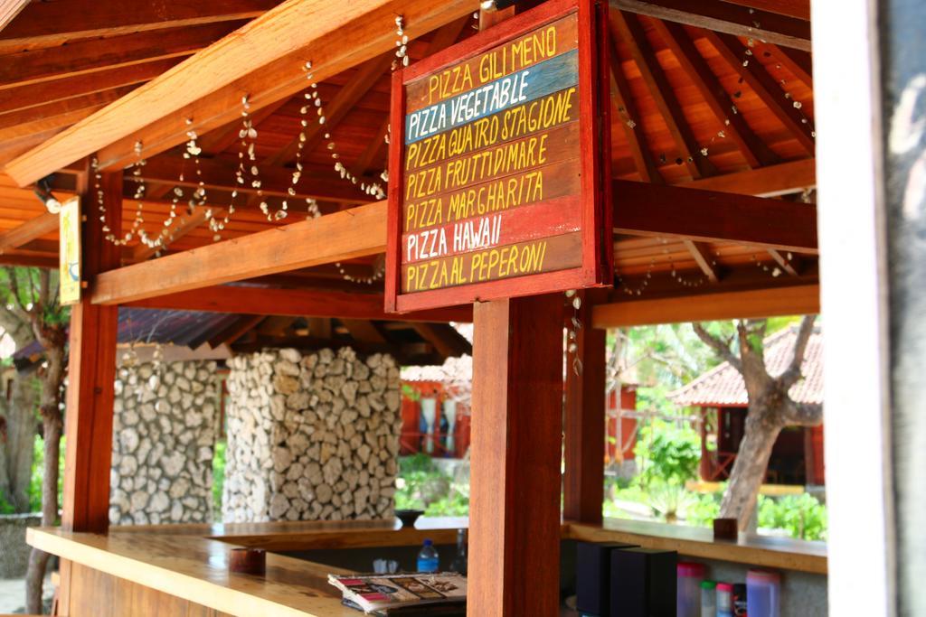 ビル マノ ビーチ バンガローズ ギリ島 エクステリア 写真